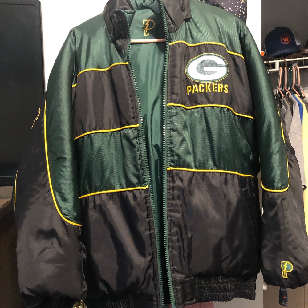 Proplayer  Greenbay reversable jacket from 1996-97